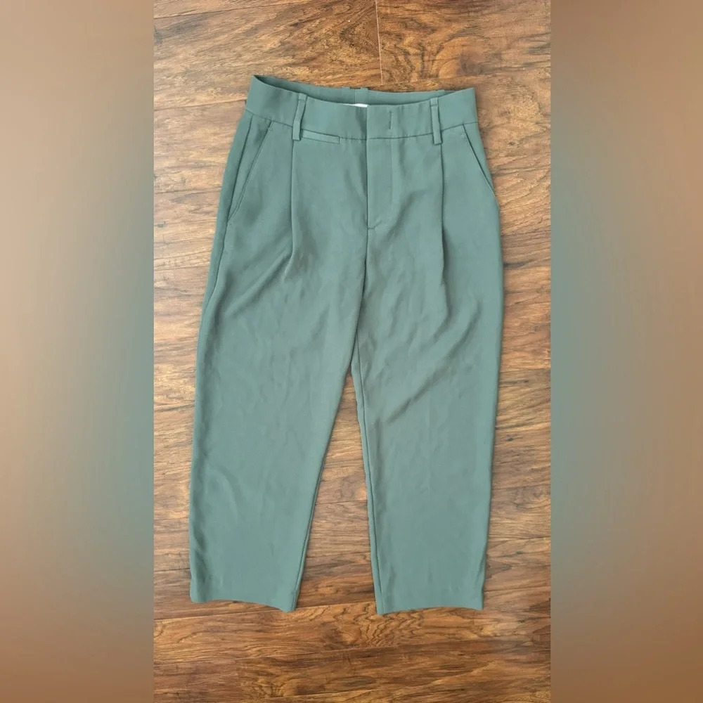 Vince Ankle Pleated Front Dress Pants Quiet Luxury Career Office Minimalist Sz 0